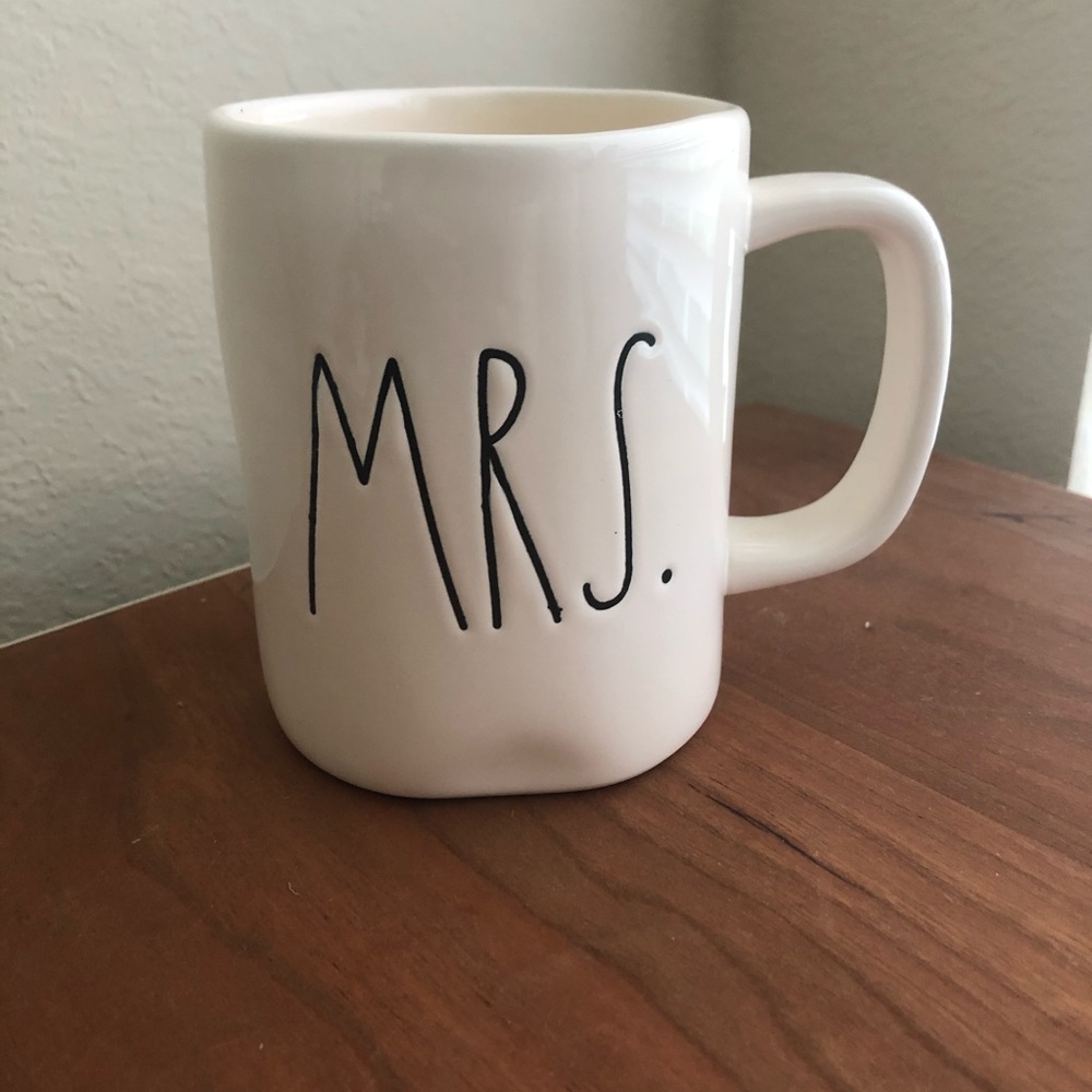 Rae Dunn Mrs. mug